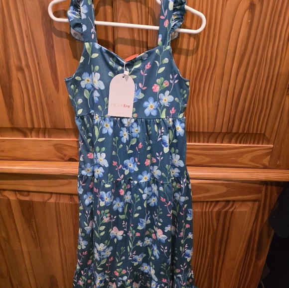 Bundle Of Girls Floral Ruffle Dresses, 1 High And Low Skirt And Dress - Picture 7 of 10